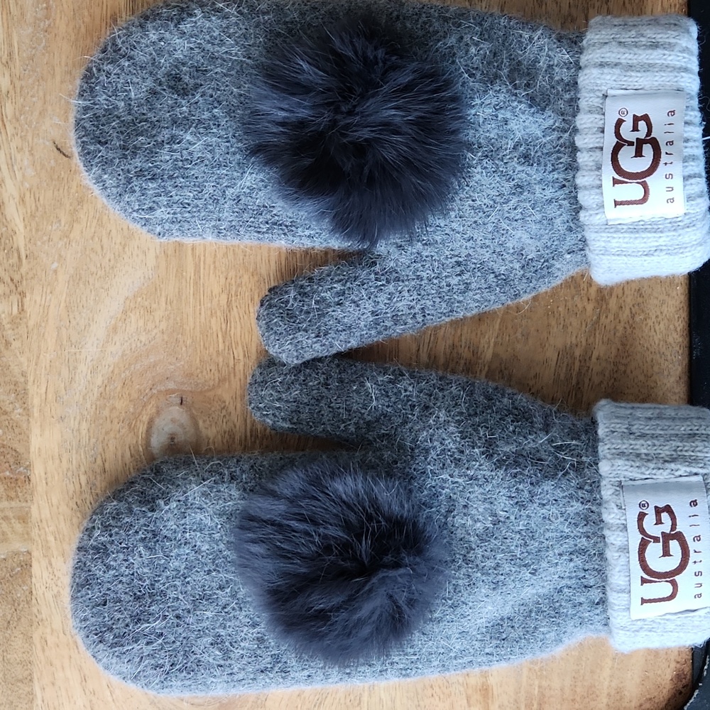 UGG Mittens with Pom Poms